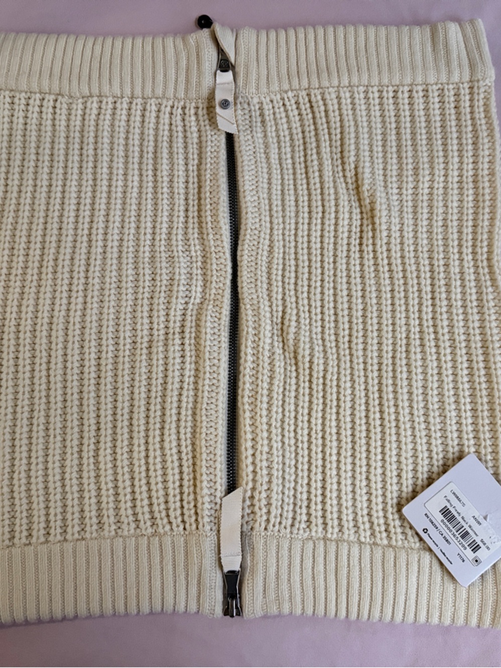 lululemon athletica Cream Knit Zip-Front Neck Warmer Falling Freely Neck Warmer